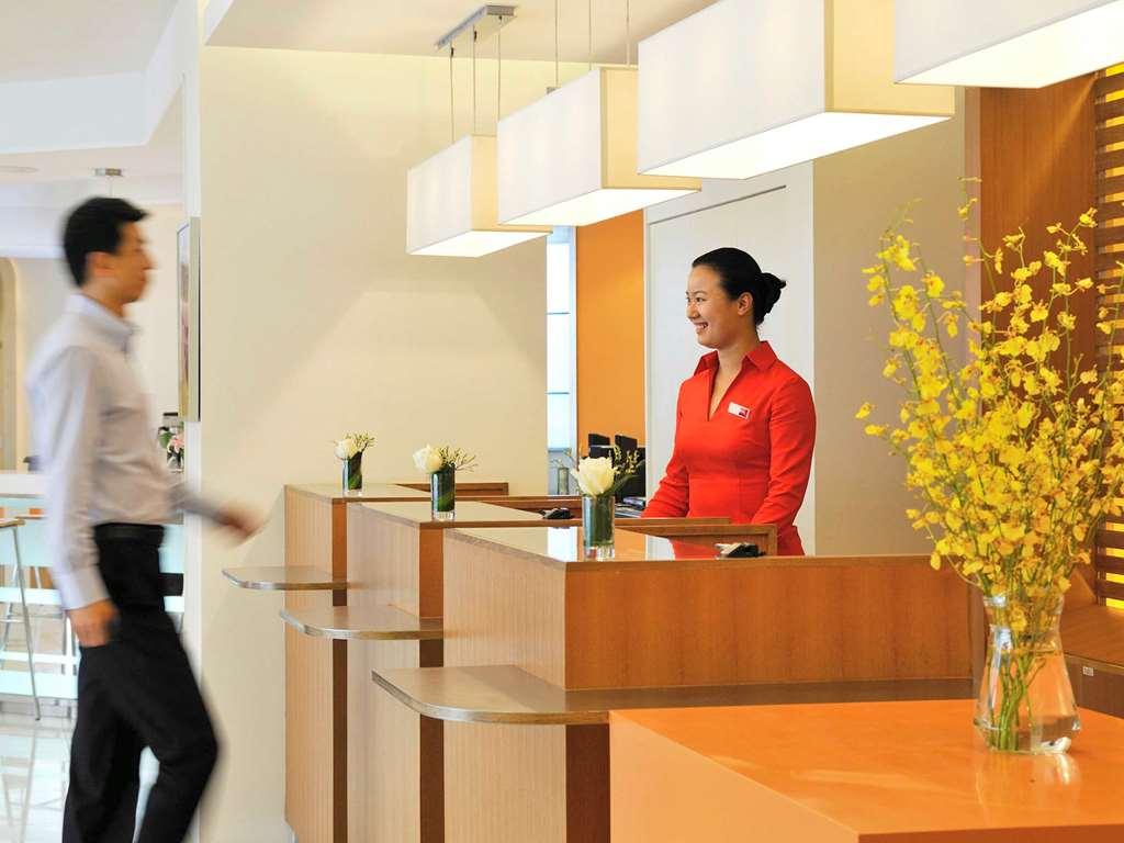 Ibis Rambouillet Hotel Exterior foto