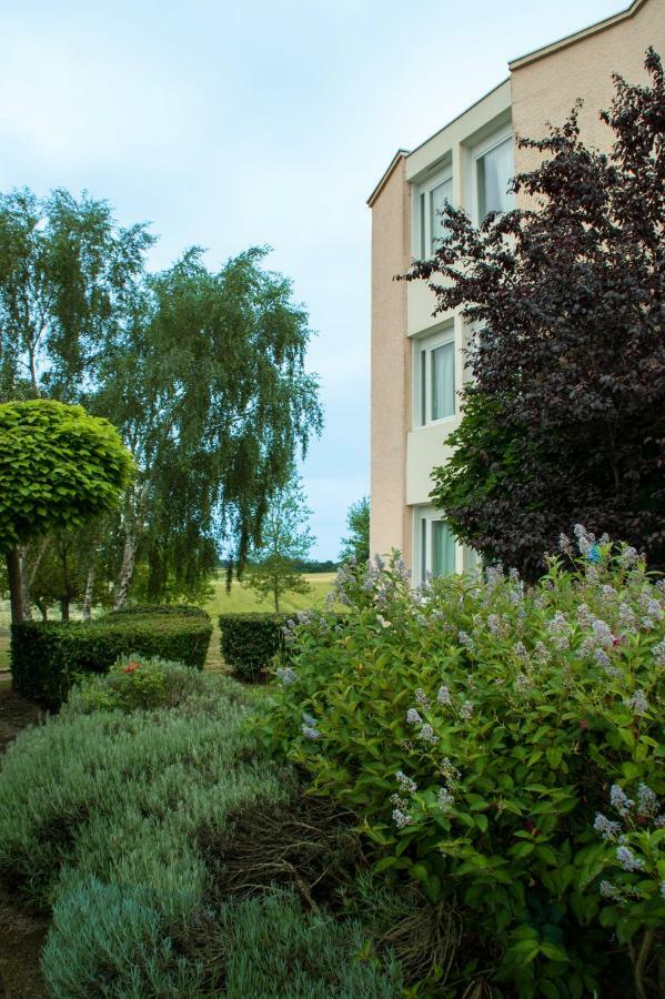 Ibis Rambouillet Hotel Exterior foto