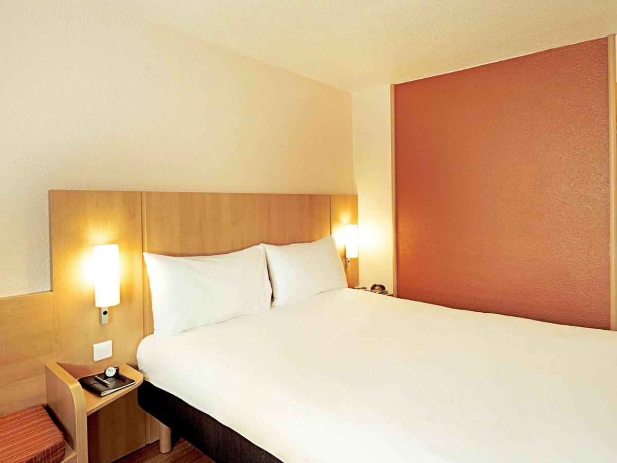 Ibis Rambouillet Hotel Exterior foto